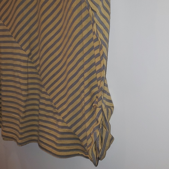 Fenn Wright Manson ruched dolman sleeve top - Picture 4 of 7